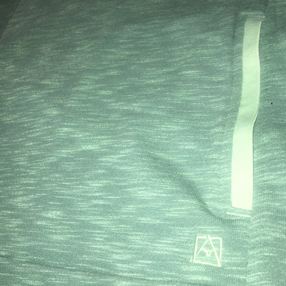 long sleeve shirt. - Picture 3 of 3